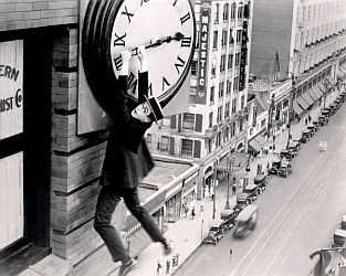 Harold Lloyd in Safety Last