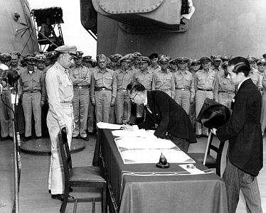 WWII - Shigemitsu Signs Surrender